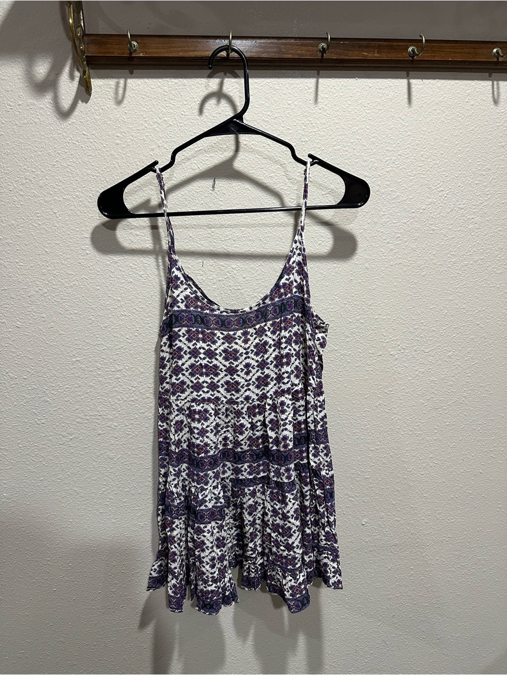 Brandy Melville Purple and White Printed Spaghetti-Strap Camisole